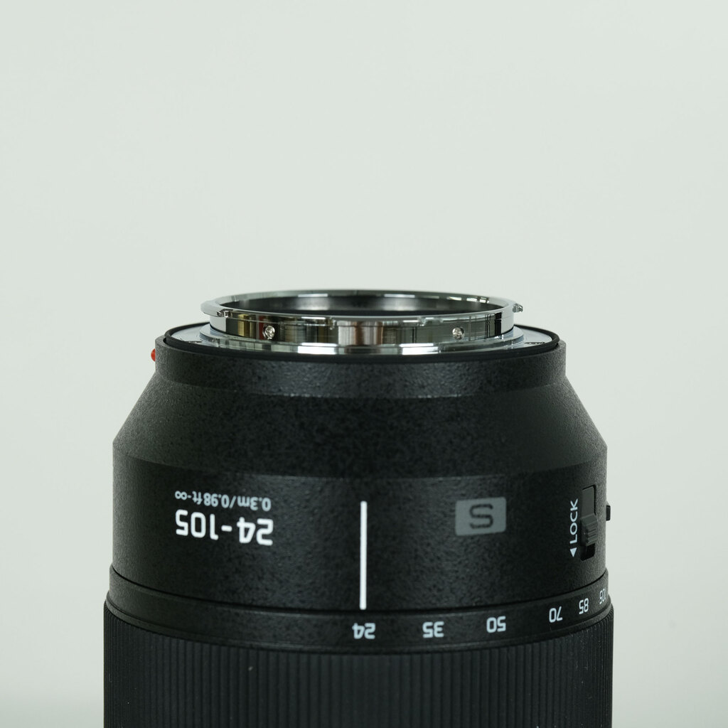 Panasonic LUMIX S 24-105mm F4 MACRO O.I.S. Panasonic LUMIX S 24-105mm F4 MACRO O.I.S.