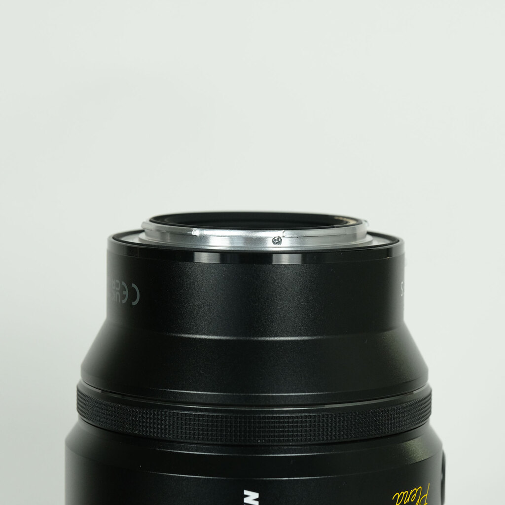 Nikon NIKKOR Z 135mm f/1.8 S Plena