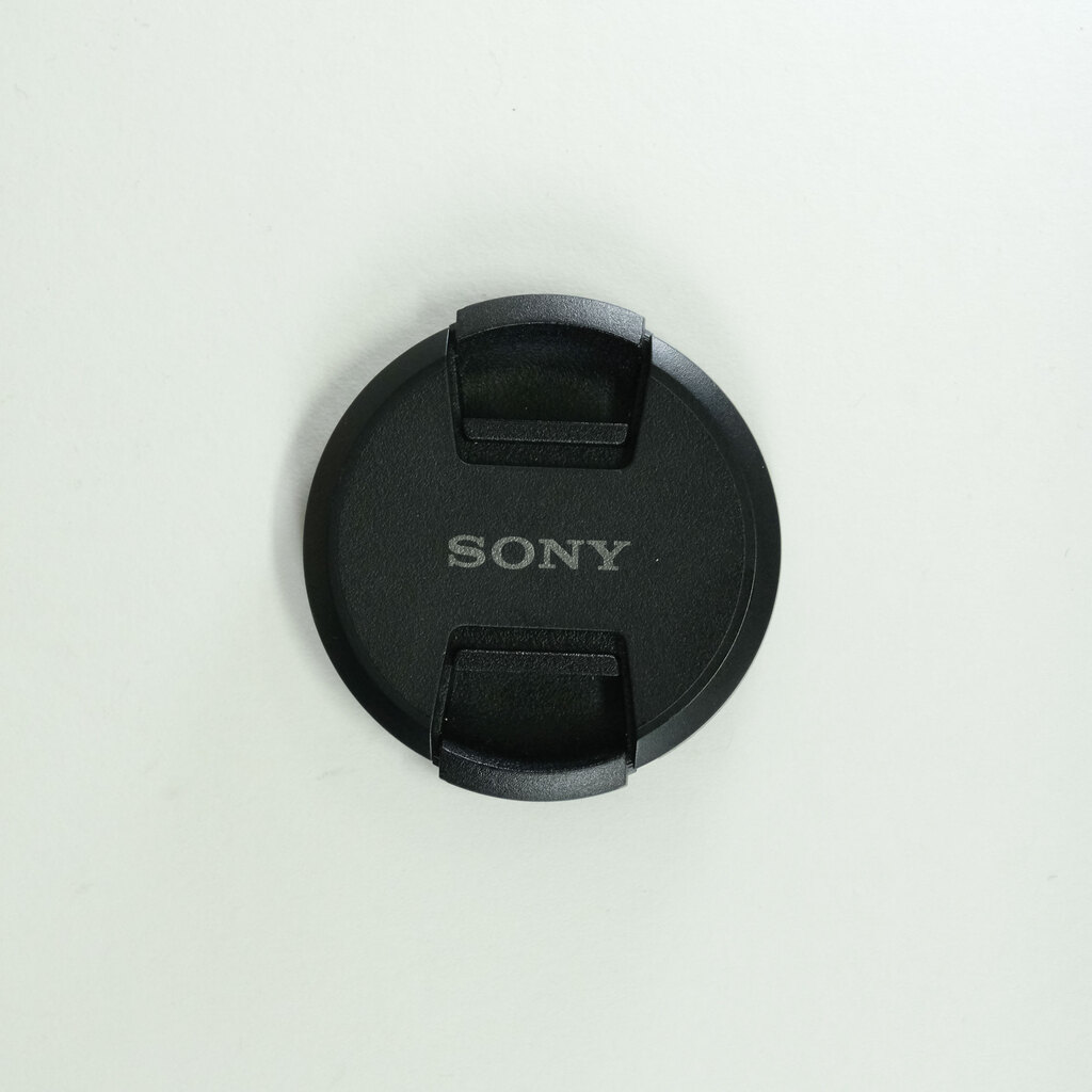 SONY E 35mm F1.8 OSS SEL35F18