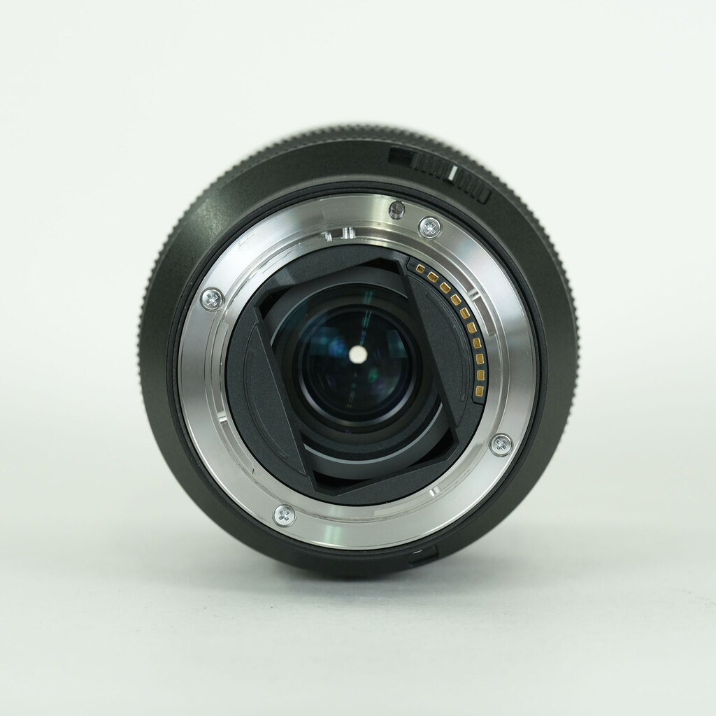 SONY FE 20-70mm F4 G SEL2070G