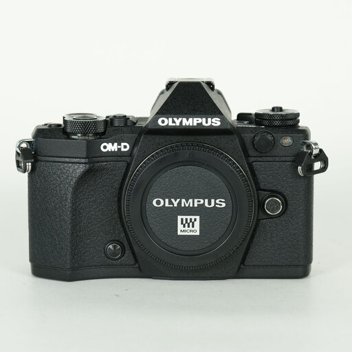OLYMPUS OM-D E-M5 Mark IIを徹底解説。作例からおすすめレンズまで