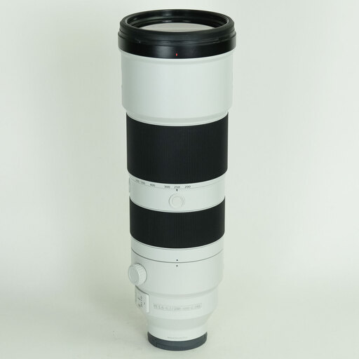 SONY FE 200-600mm F5.6-6.3 G OSS SEL200600G