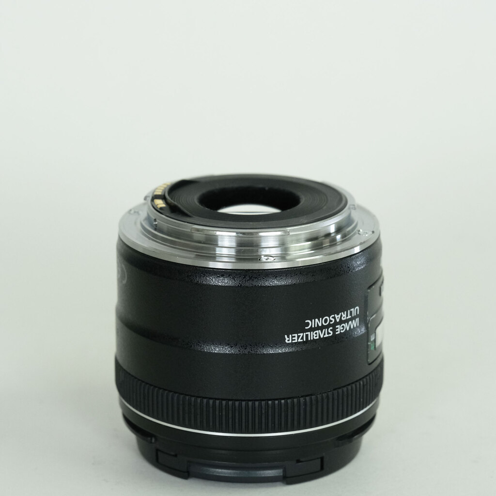 Canon EF28mm F2.8 IS USM Canon EF28mm F2.8 IS USM