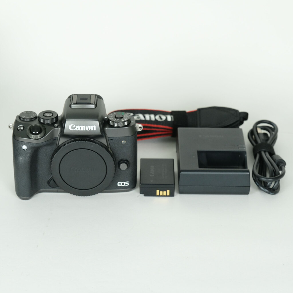 Canon EOS M5 [�{�f�B]
