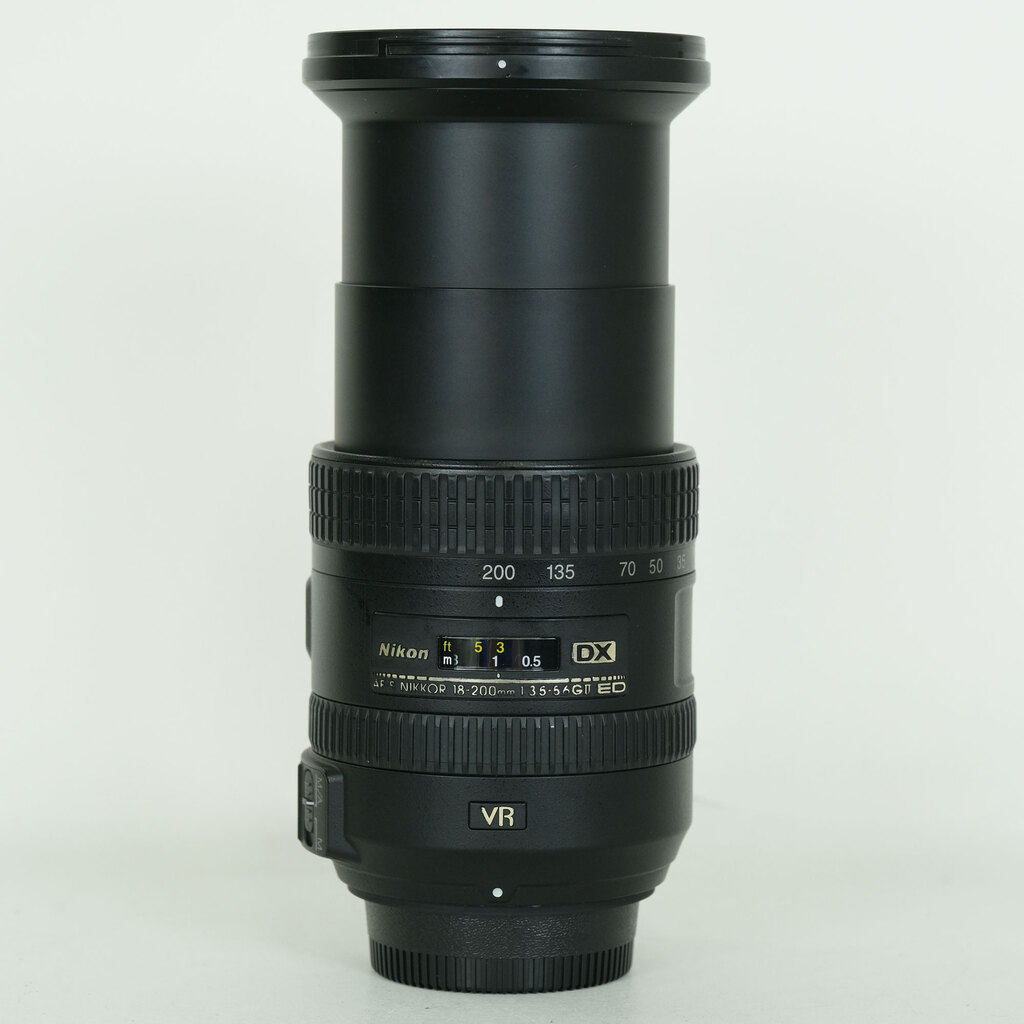 Nikon AF-S DX NIKKOR 18-200mm F3.5-5.6G ED VR II