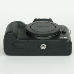 Canon EOS Kiss M Canon EOS Kiss M