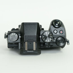 Panasonic LUMIX DMC-G8