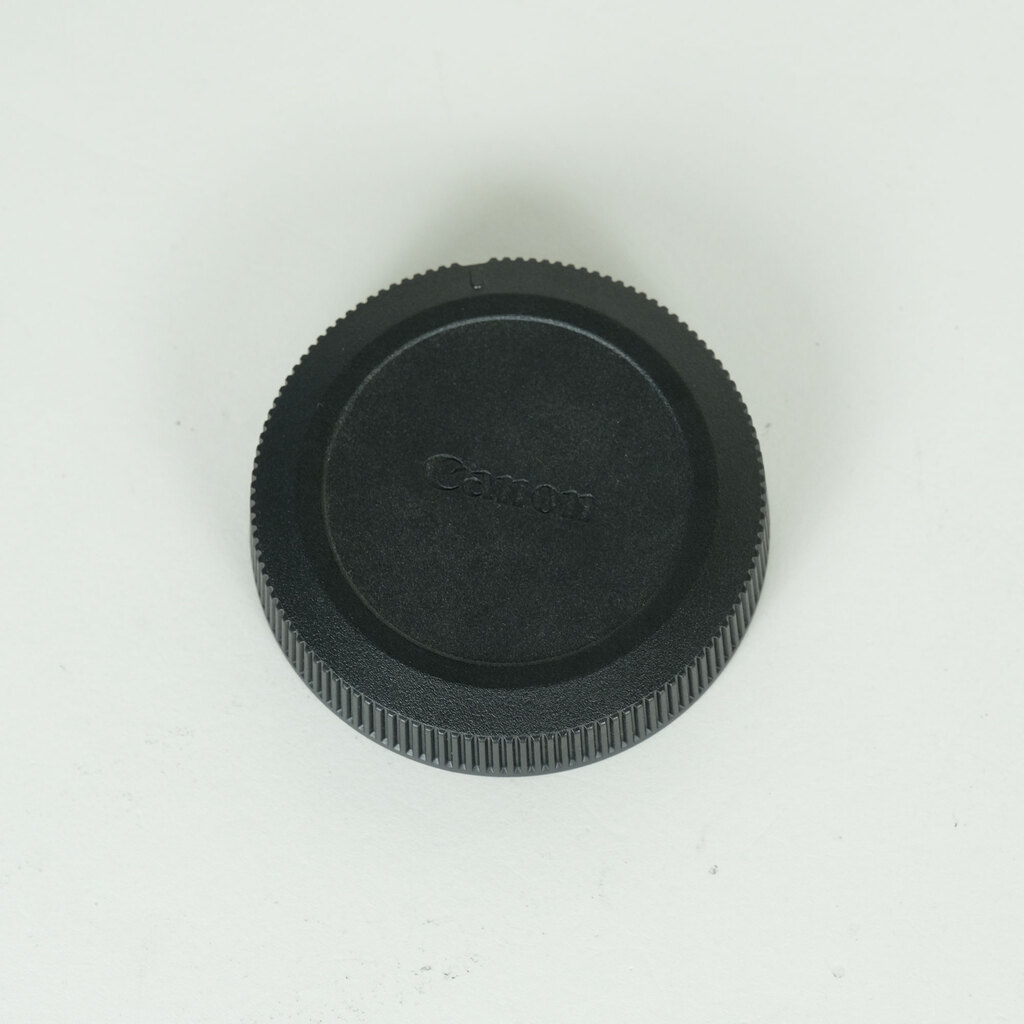 Canon RF35mm F1.8 MACRO IS STM