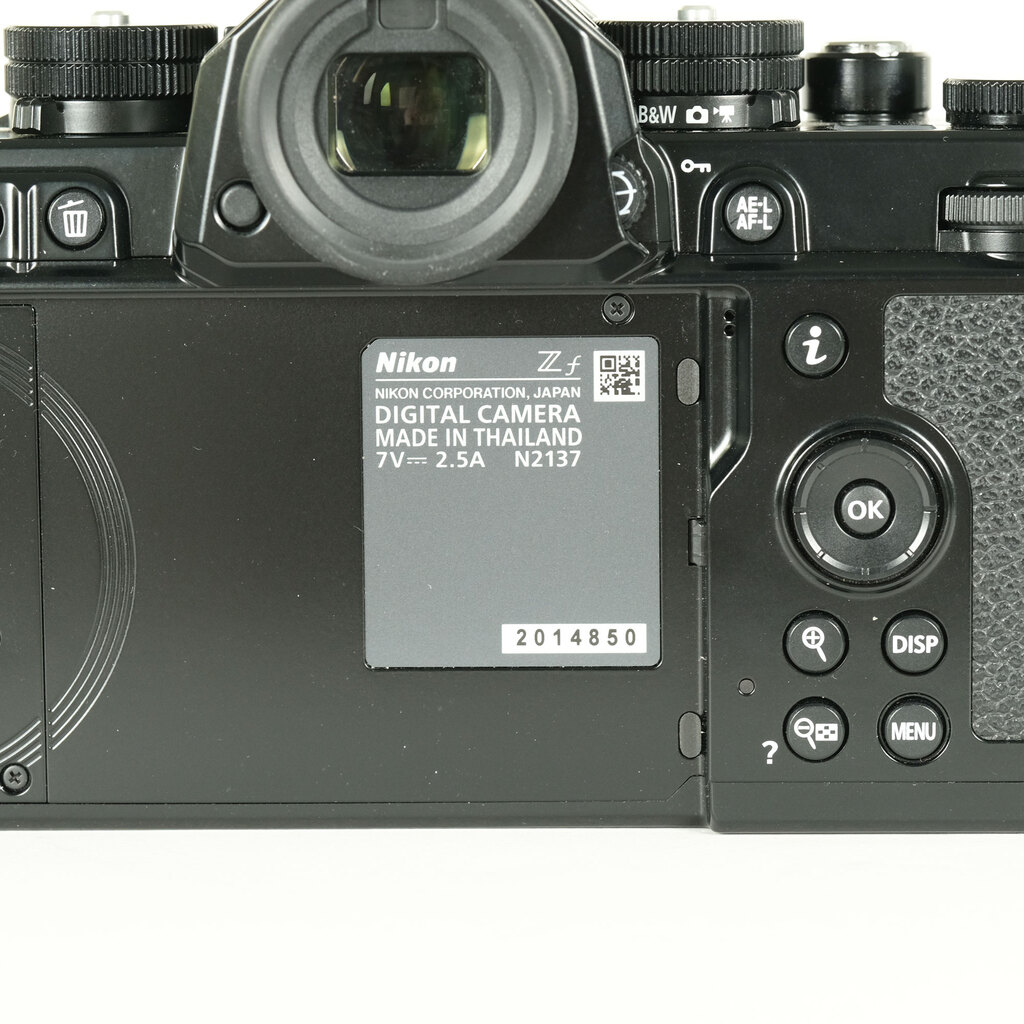 Nikon Z fの出品 | ONE SCENE（ワンシーン）