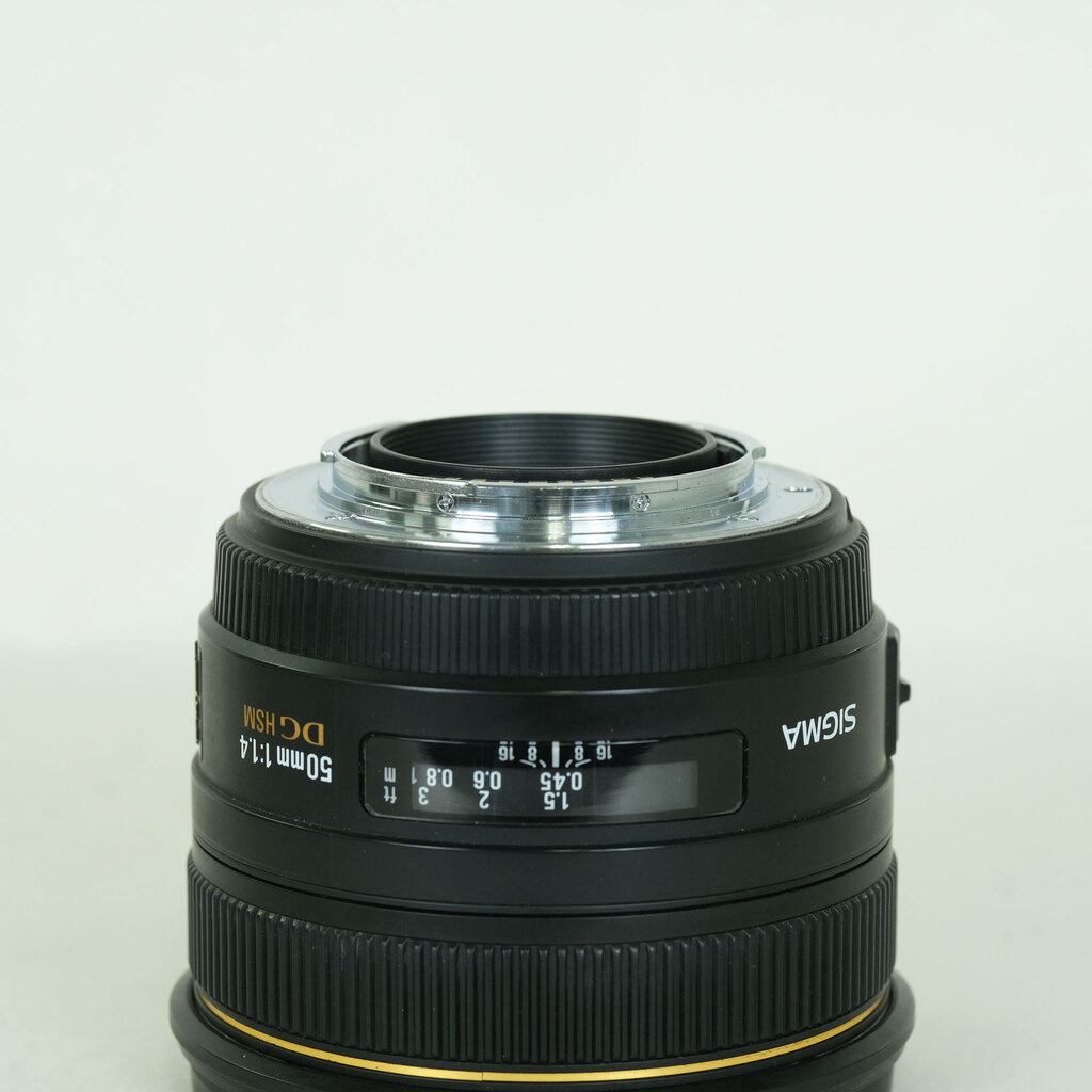 SIGMA 50mm F1.4 EX DG HSM (ソニーA用)