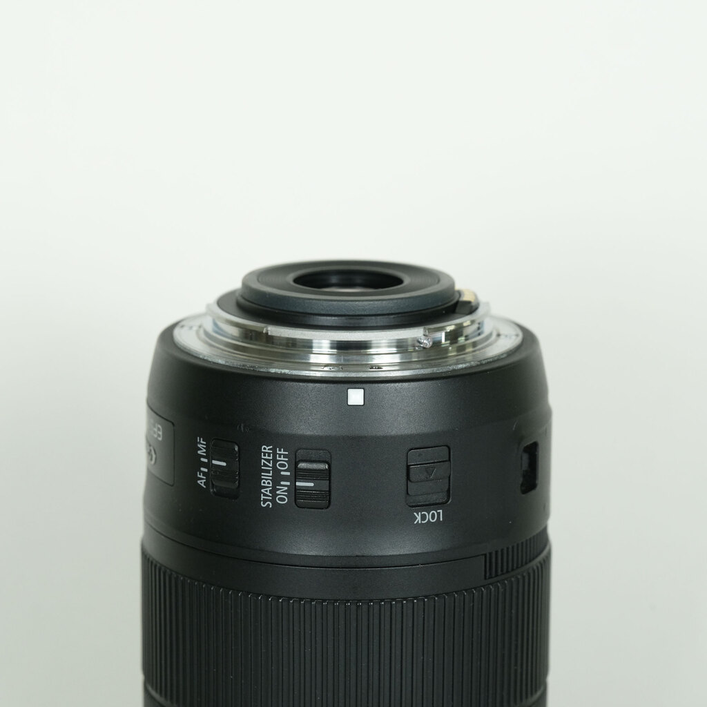 Canon EF-S18-135mm F3.5-5.6 IS USM