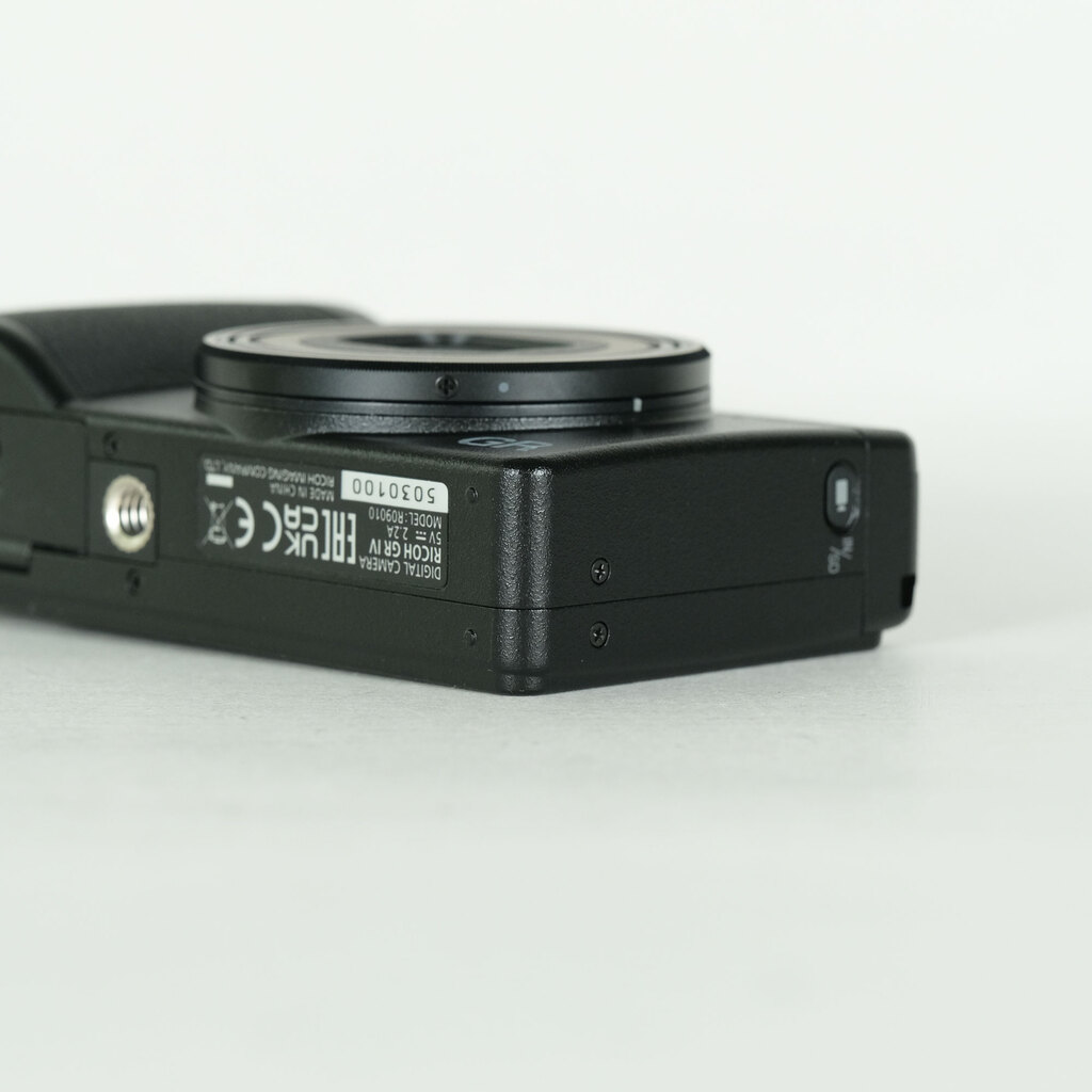 RICOH GR IVの出品 | ONE SCENE（ワンシーン）