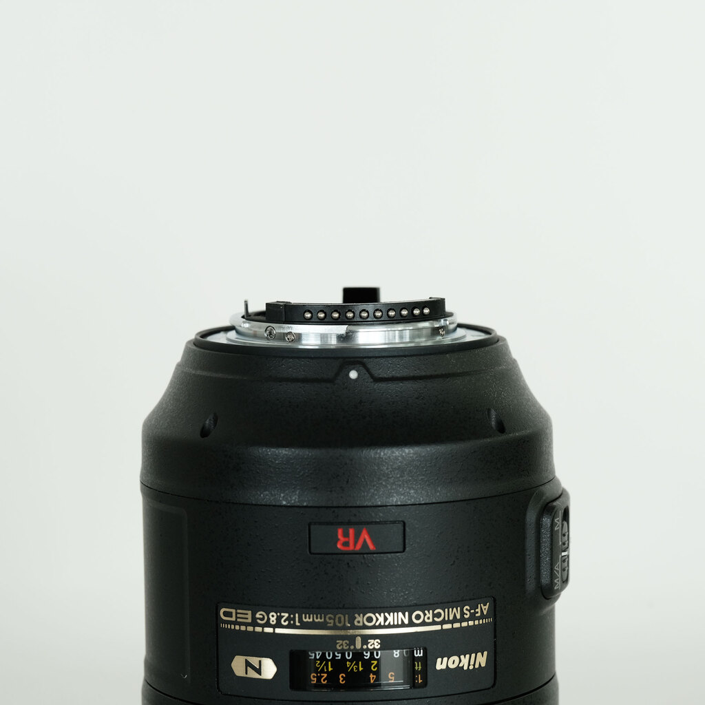 Nikon AF-S VR Micro-Nikkor 105mm f/2.8G IF-ED