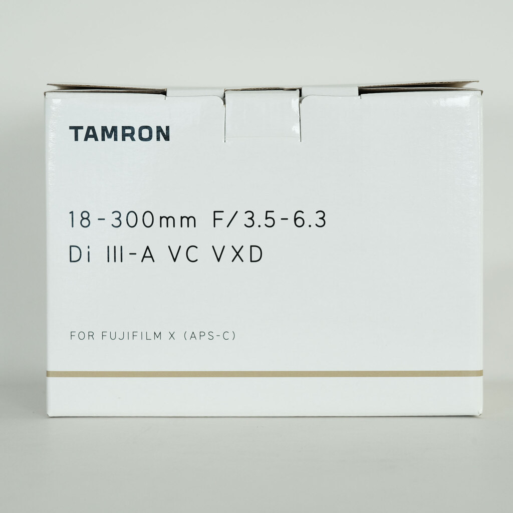 TAMRON 18-300mm F/3.5-6.3 Di III-A VC VXD (Model B061) [フジフイルムX用]