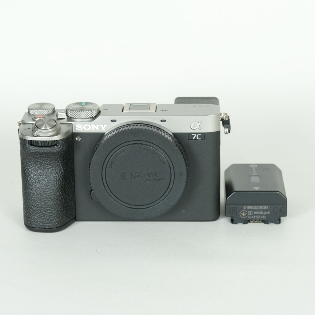 SONY α7C II(ILCE-7CM2) SONY α7C II(ILCE-7CM2)