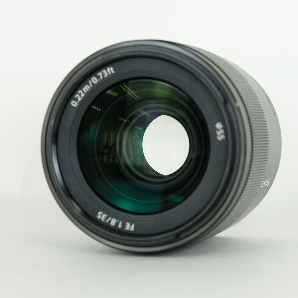 SONY FE 35mm F1.8 SEL35F18F SONY FE 35mm F1.8 SEL35F18F