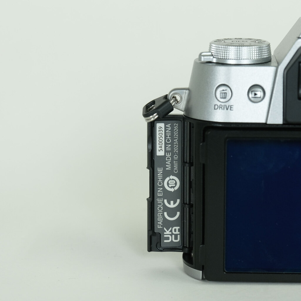 FUJIFILM X-T50