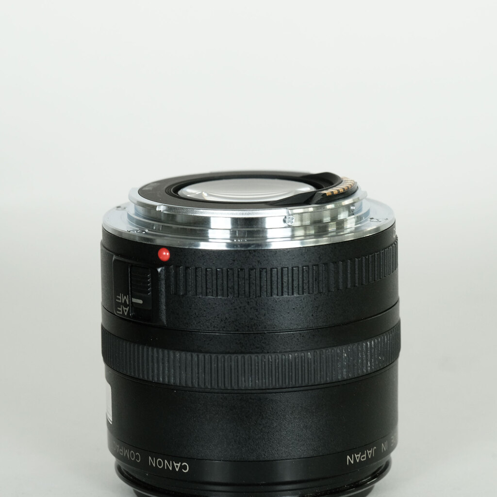Canon EF50mm F2.5 コンパクトマクロ
