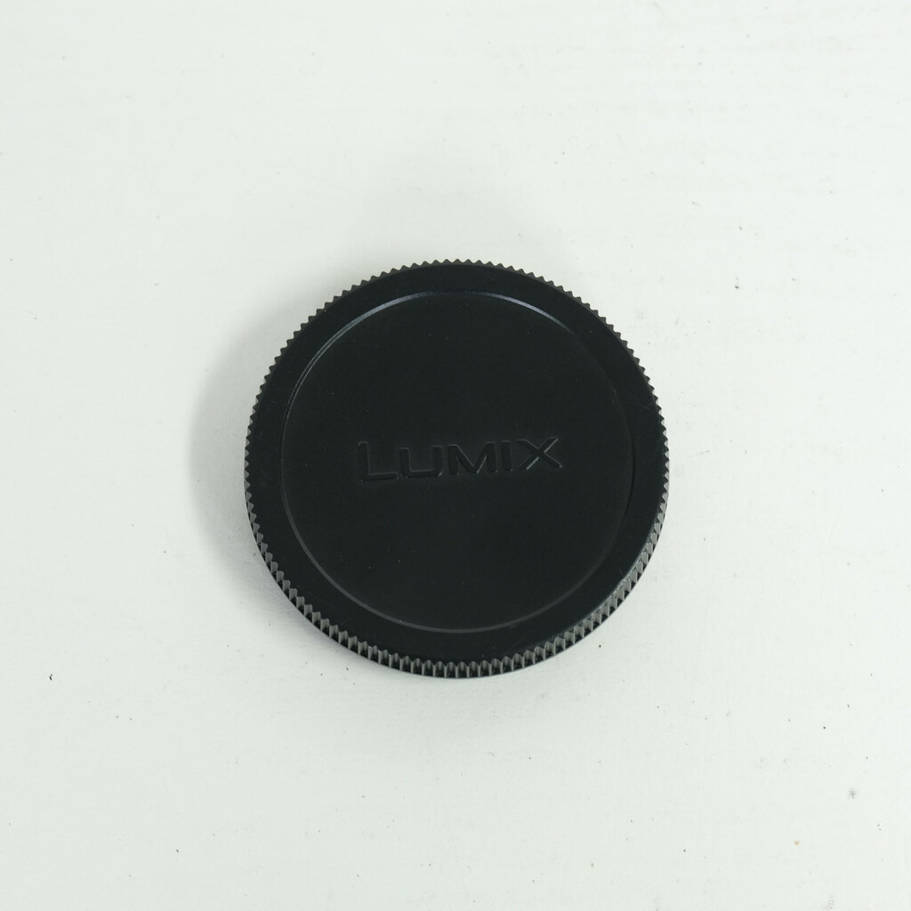 Panasonic LUMIX S 28-200mm F4-7.1 MACRO O.I.S.