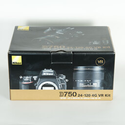Nikon D750