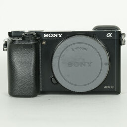 SONY α6000(ILCE-6000) SONY α6000(ILCE-6000)