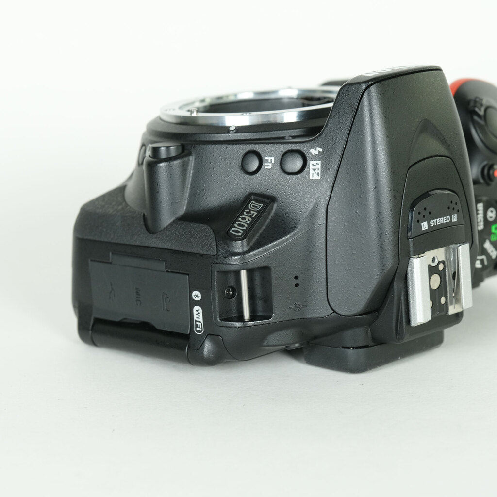 Nikon D5600