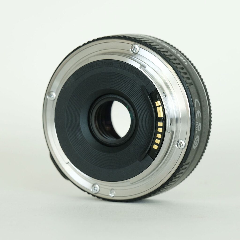 Canon EF40mm F2.8 STM