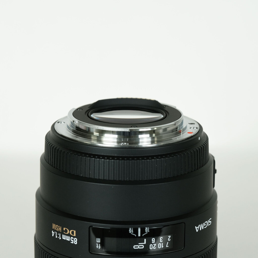 SIGMA 85mm F1.4 EX DG HSM [キヤノンEF用]