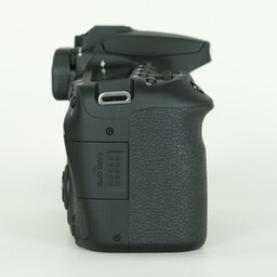 Canon EOS 90D