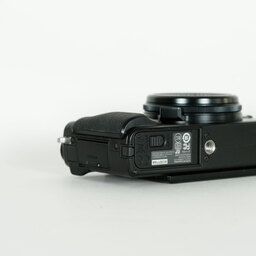 FUJIFILM X70 ブラック