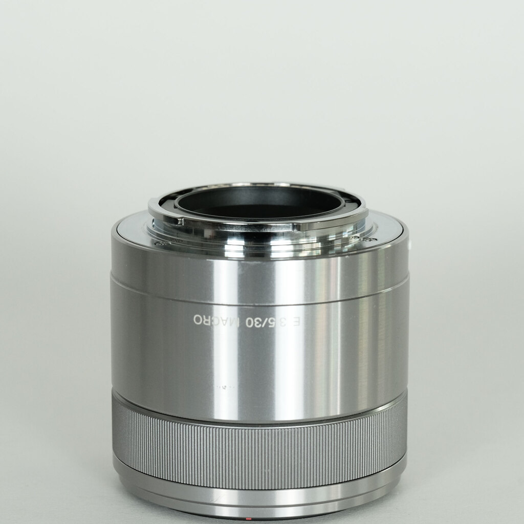 SONY E 30mm F3.5 Macro SEL30M35