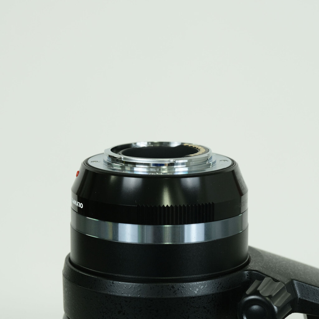 OLYMPUS M.ZUIKO DIGITAL ED 40-150mm F2.8 PRO