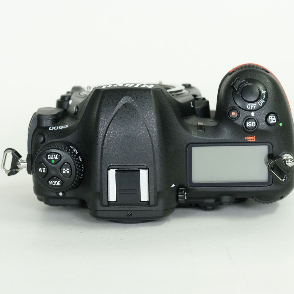 Nikon D500
