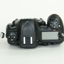 Nikon D500