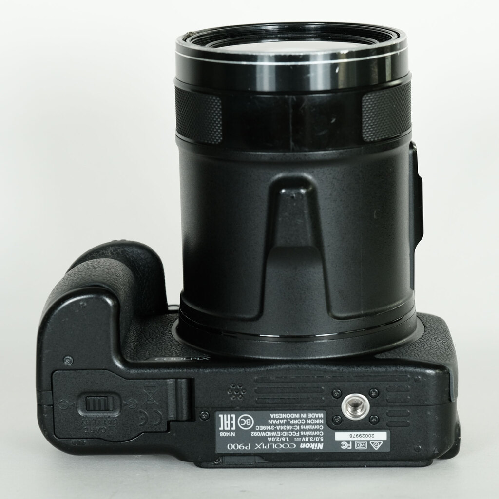 Nikon COOLPIX P900