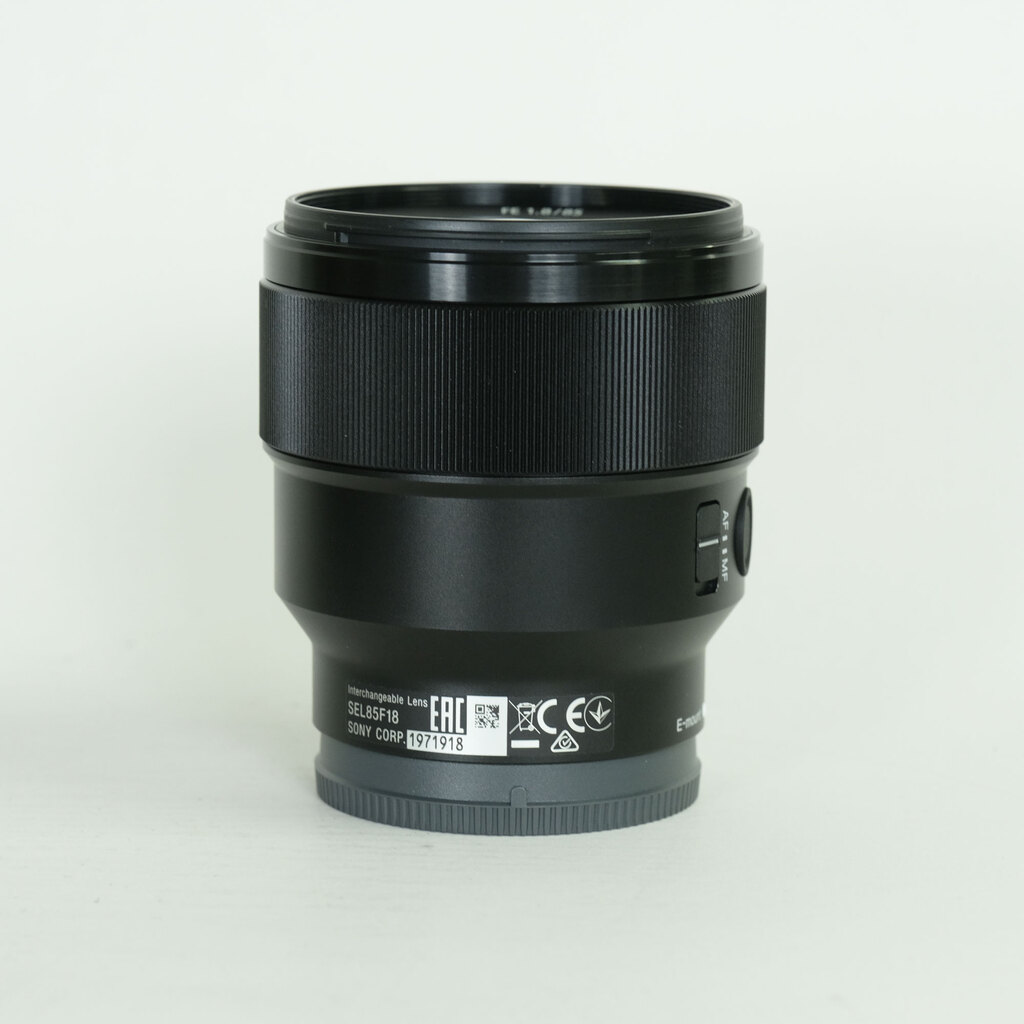 SONY FE 85mm F1.8 SEL85F18