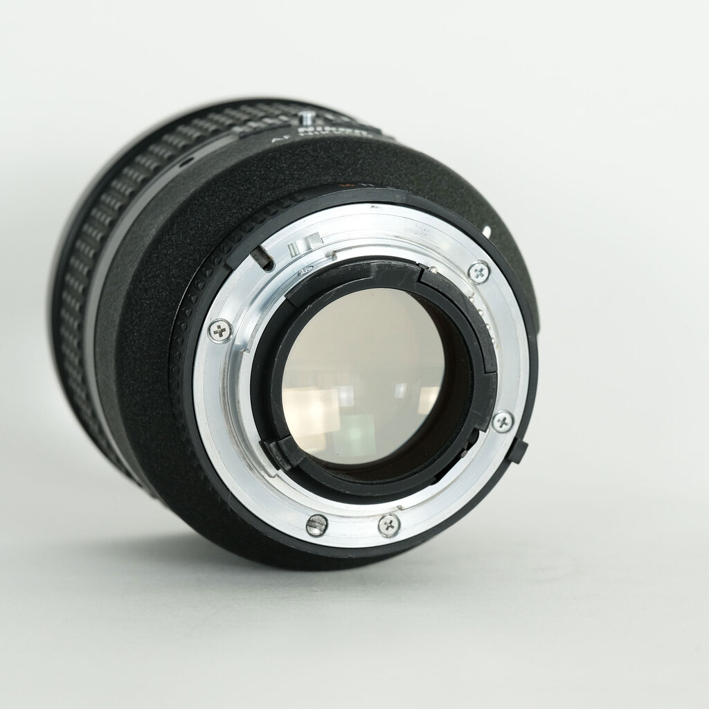 Nikon Ai AF Nikkor 85mm F1.4D IF