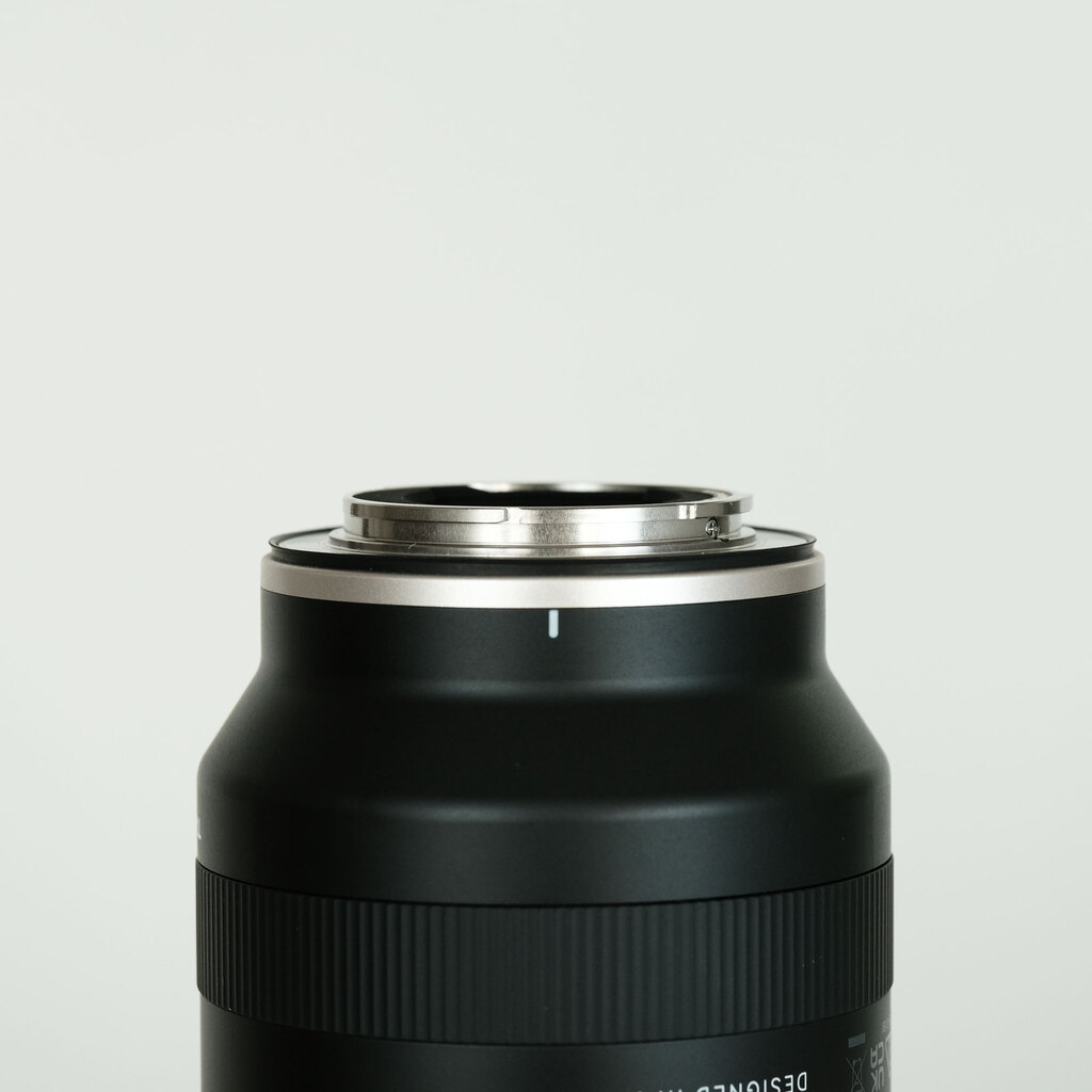 TAMRON 70-300mm F/4.5-6.3 Di III RXD (Model A047) [ソニーE用]