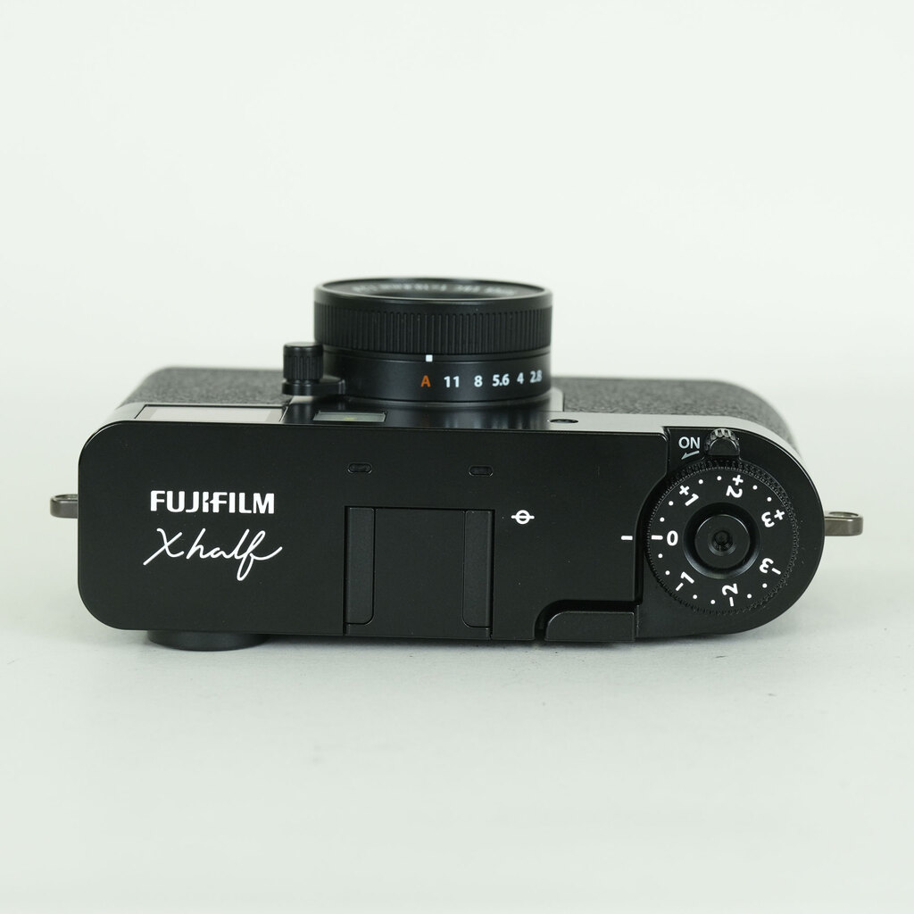 FUJIFILM X half X-HF1 FUJIFILM X half X-HF1