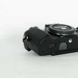 OLYMPUS OM-D E-M5 Mark III