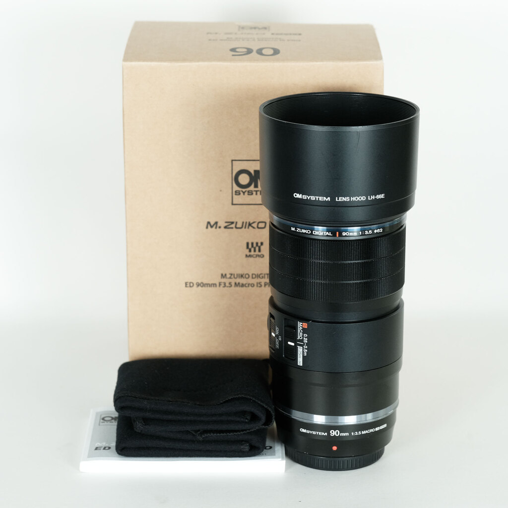 OM SYSTEM M.ZUIKO DIGITAL ED 90mm F3.5 Macro IS PRO