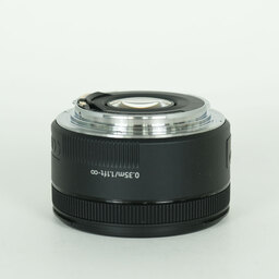Canon EF50mm F1.8 STM Canon EF50mm F1.8 STM