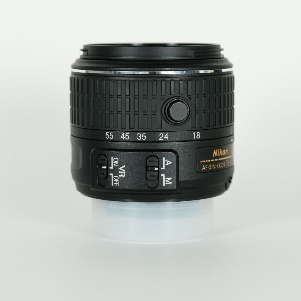 Nikon AF-S DX NIKKOR 18-55mm f3.5-5.6G VR II