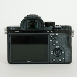 SONY α7S II（ILCE-7SM2）の出品 | ONE SCENE（ワンシーン）