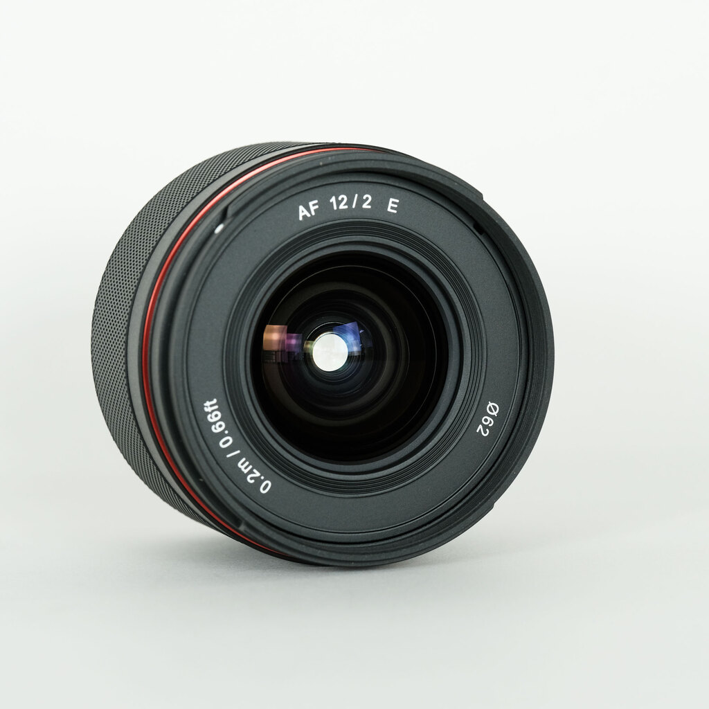 SAMYANG AF 12mm F2.0 E (ソニーE用）