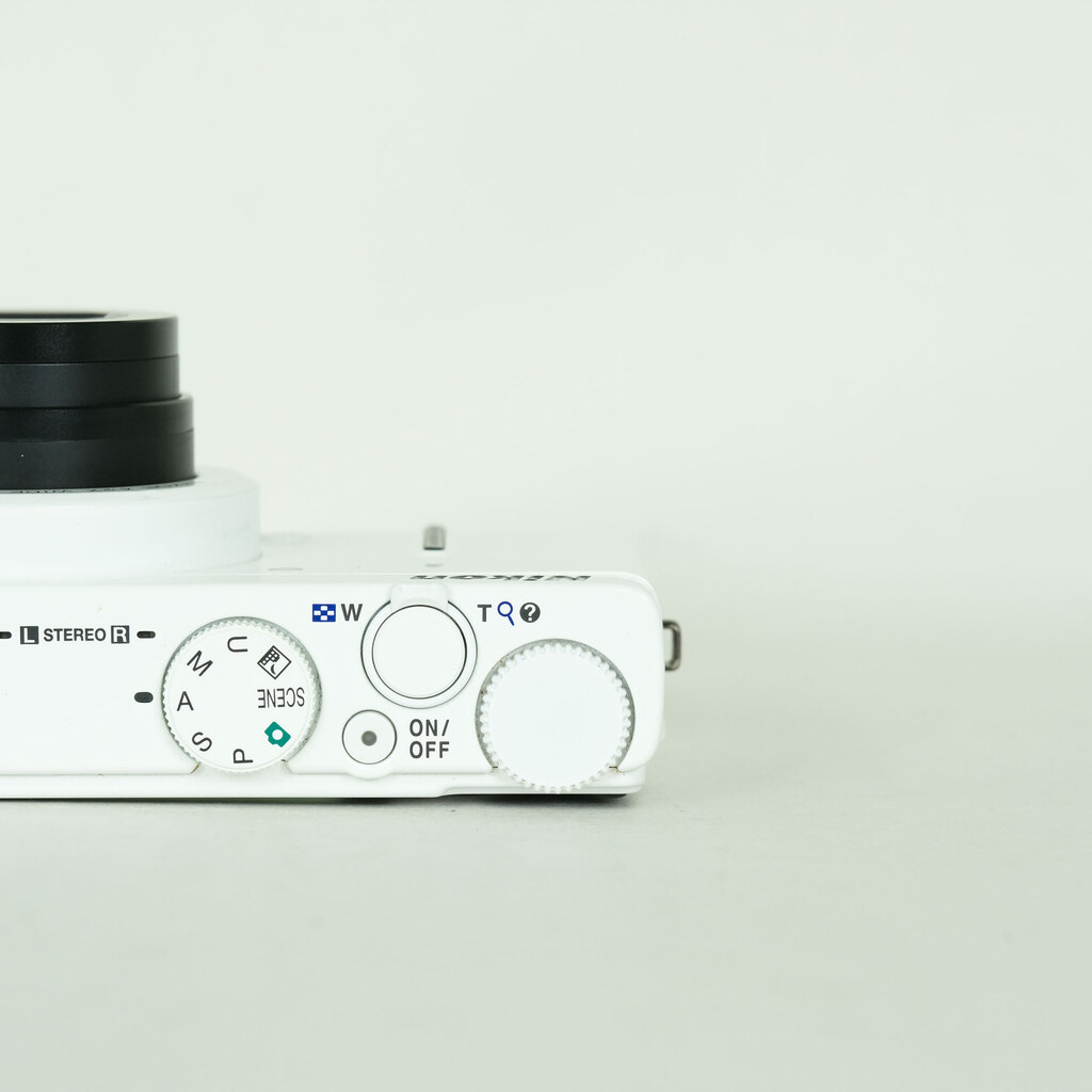 Nikon COOLPIX P310 ホワイト