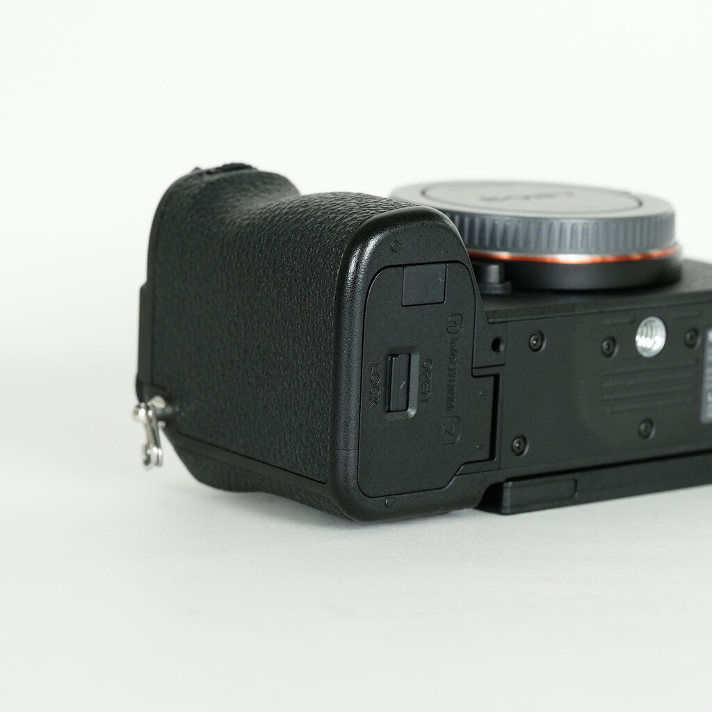 SONY α7C II(ILCE-7CM2) SONY α7C II(ILCE-7CM2)