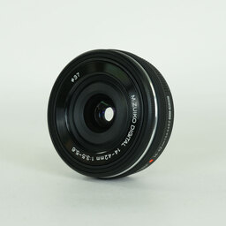 OLYMPUS M.ZUIKO DIGITAL ED 14-42mm F3.5-5.6 EZ ブラック