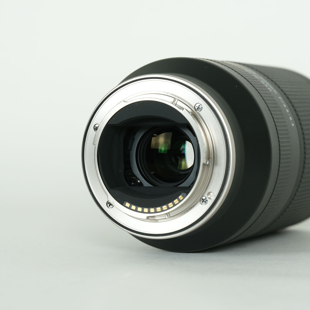 TAMRON 70-300mm F/4.5-6.3 Di III RXD (Model A047) [ソニーE用]