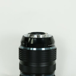 OLYMPUS M.ZUIKO DIGITAL ED 12-40mm F2.8 PRO II OLYMPUS M.ZUIKO DIGITAL ED 12-40mm F2.8 PRO II